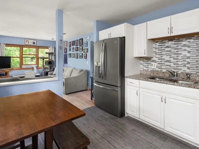 $429,000 | 26 A Wood's End Drive, Essex Junction, VT 05452