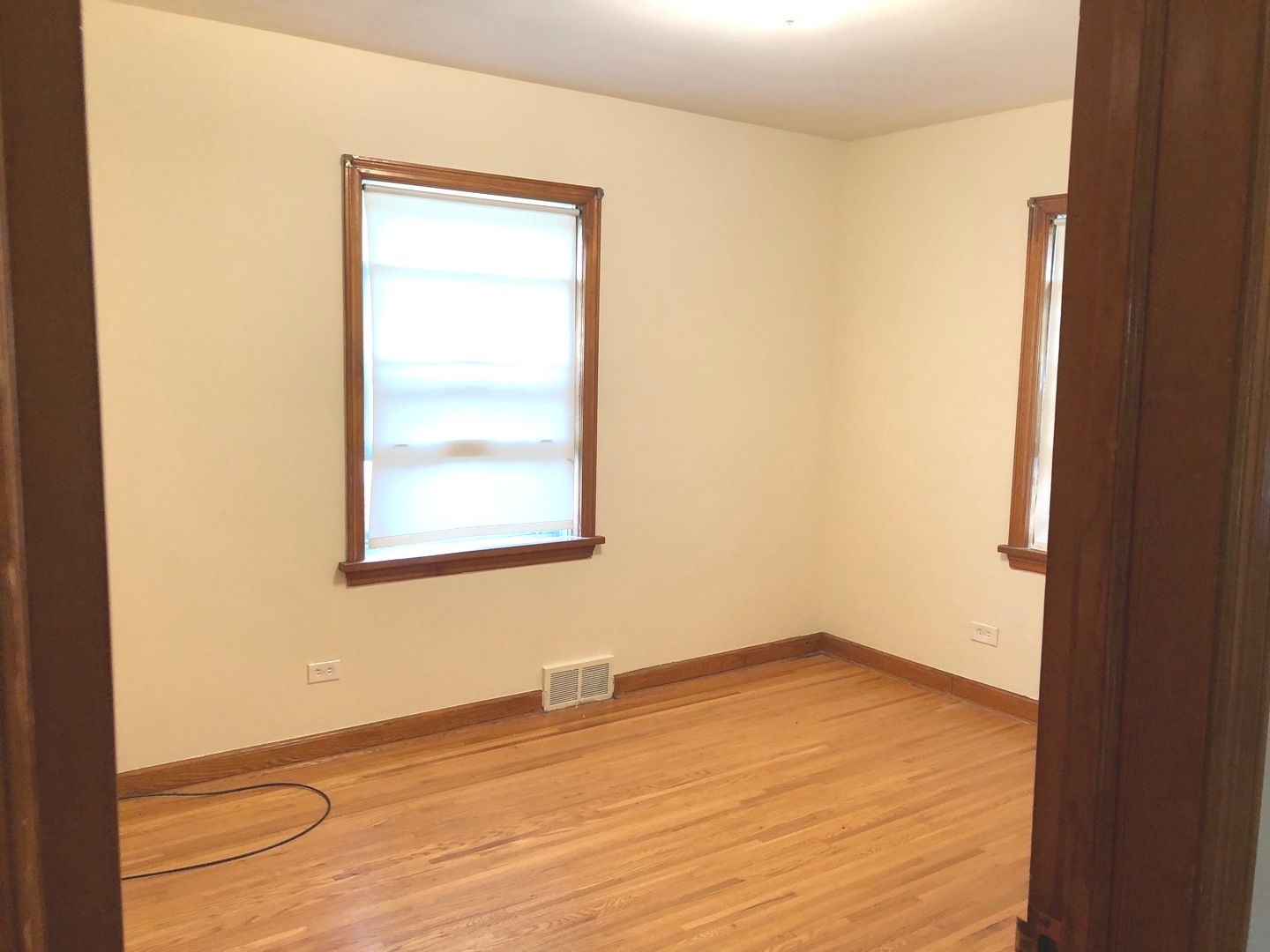 1670 Locust Street Des Plaines, IL 60018 - Photo 11 of 19