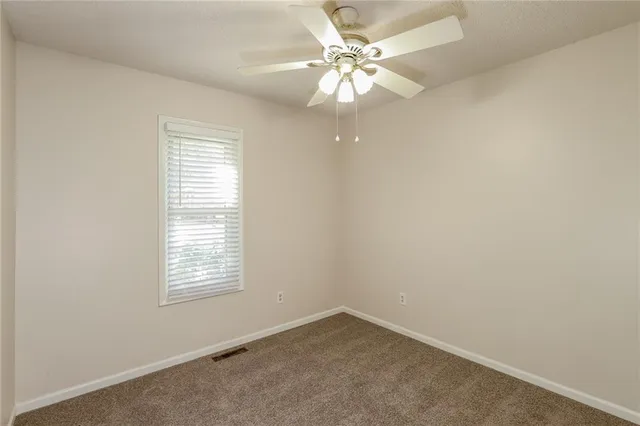 $2,430 | 1606 Northeast 112th Terrace, Kansas City, MO 64155