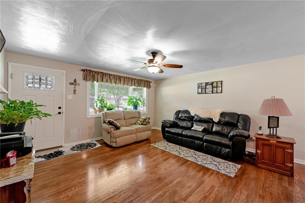 1191 Richard Road North Huntingdon, PA 15642 - Photo 4 of 20 Gallery Image 4
