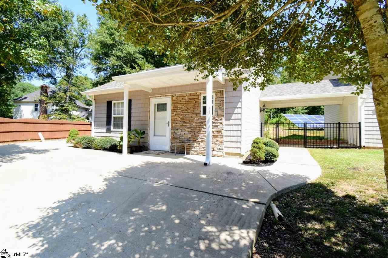 305 Rock Road Greer, SC 29651 - Photo 25 of 36 Gallery Image 25