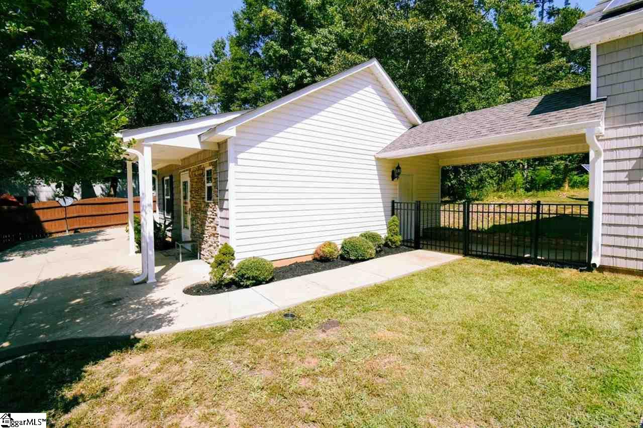 305 Rock Road Greer, SC 29651 - Photo 26 of 36 Gallery Image 26