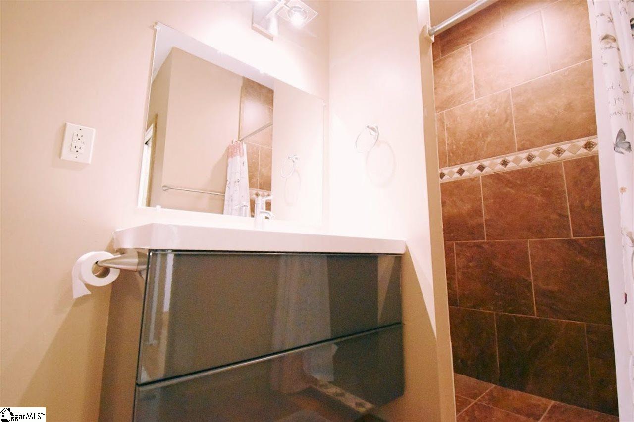 305 Rock Road Greer, SC 29651 - Photo 32 of 36 Gallery Image 32