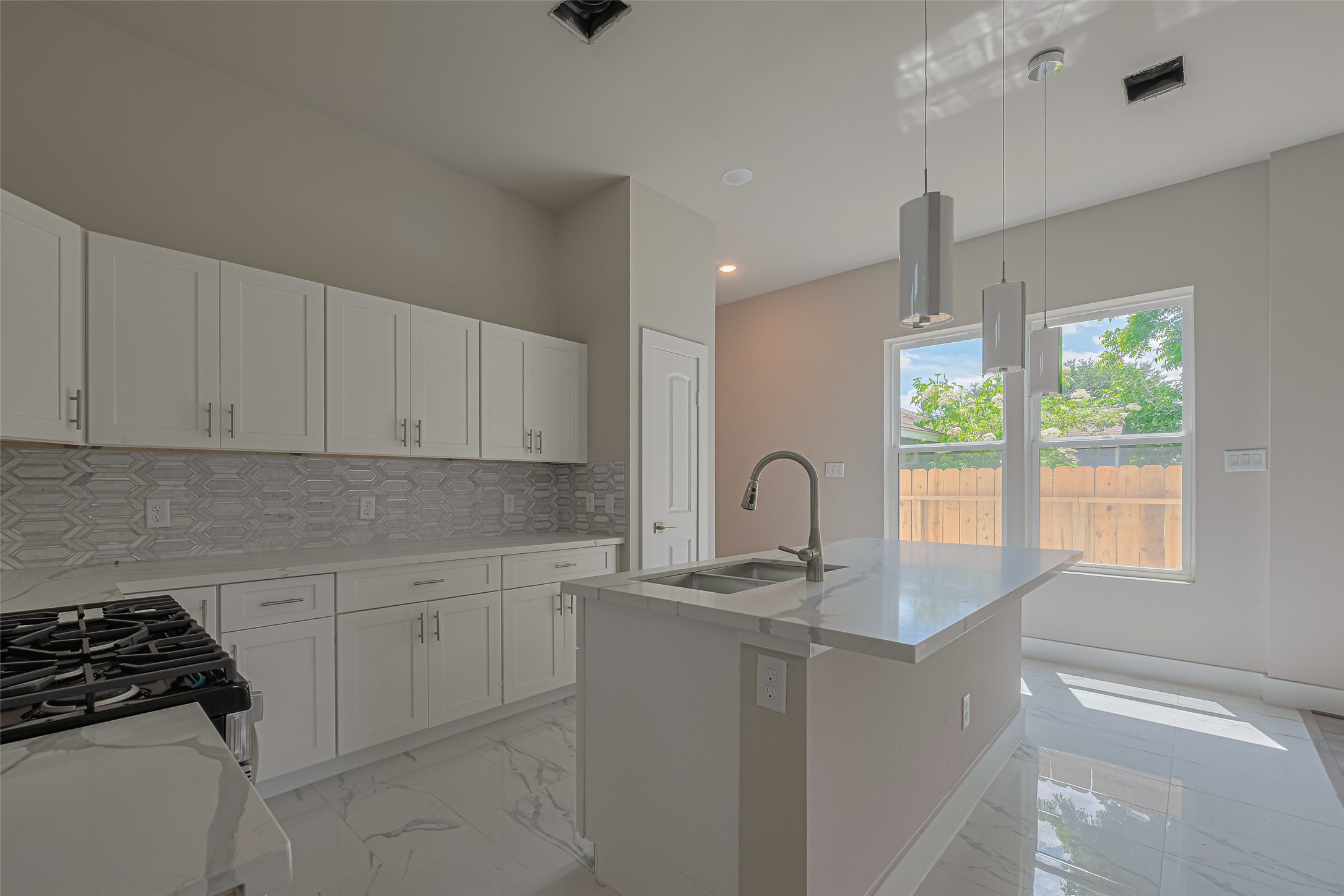 7207 Force Street Houston, TX 77020 - Photo 7 of 29 Another picture of the kitchen.