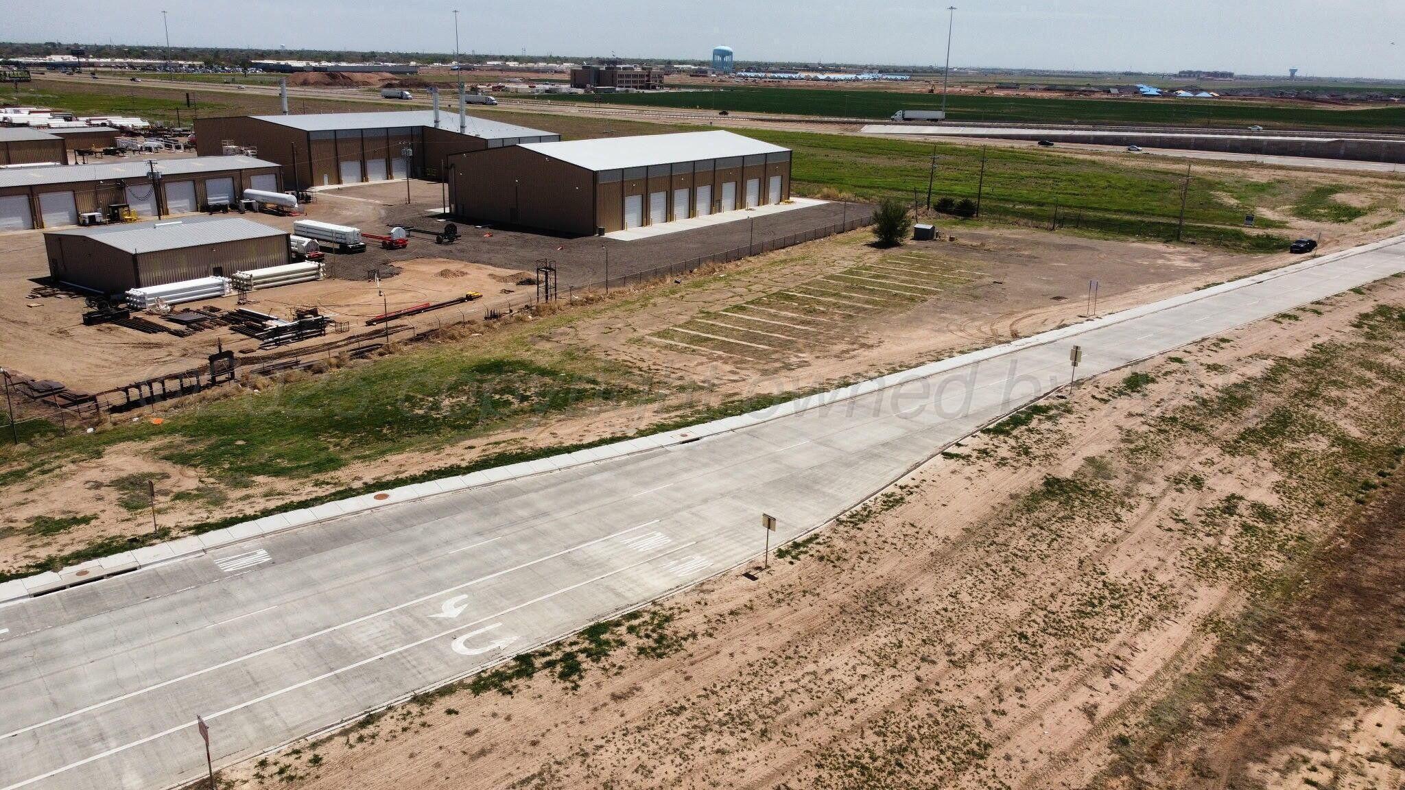 W Loop Amarillo, TX 79124 - Photo 5 of 5 a view of a terrace with sitting area