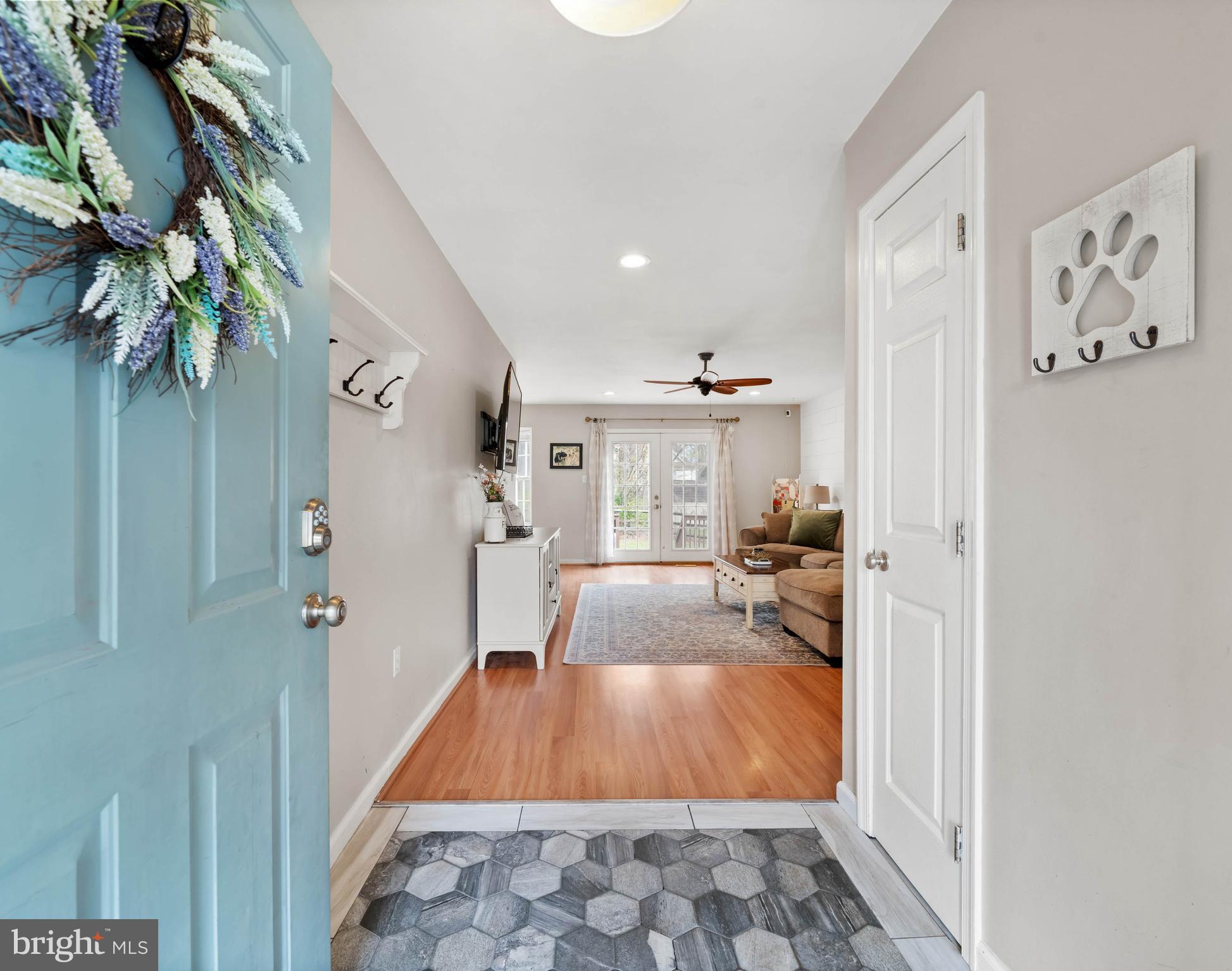 110 Winfield Drive Elkton, MD 21921 - Photo 21 of 50 a living room with furniture and a rug