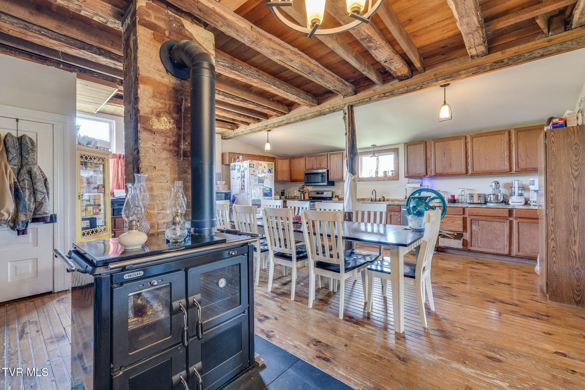 3765 South Mohawk Road Midway, TN 37809 - Photo 17 of 37 012