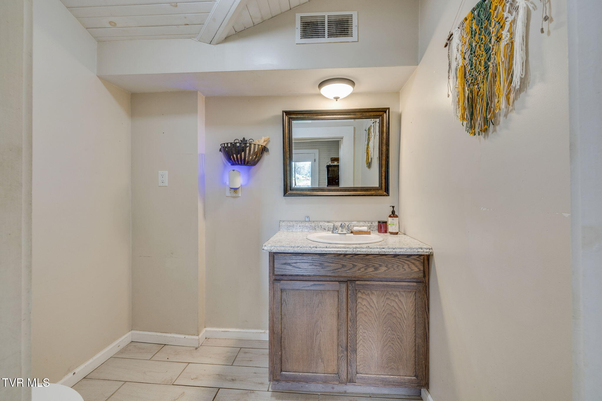 3765 South Mohawk Road Midway, TN 37809 - Photo 18 of 37 013