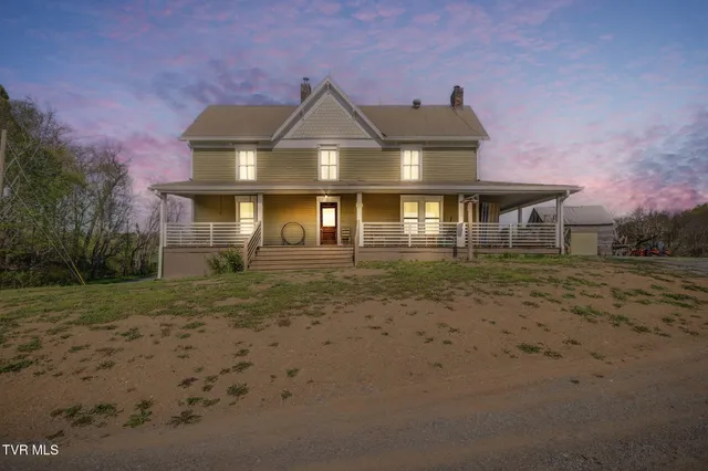 $314,900 | 3765 South Mohawk Road, Midway, TN 37809