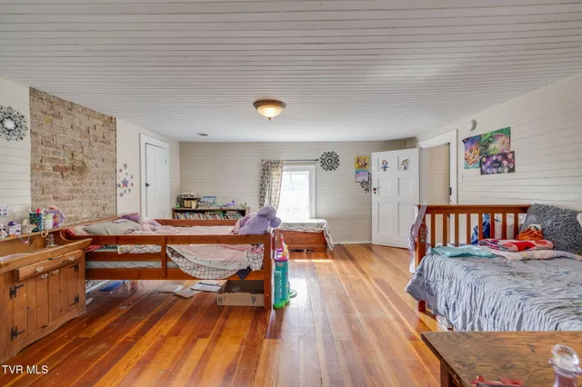 $314,900 | 3765 South Mohawk Road, Midway, TN 37809