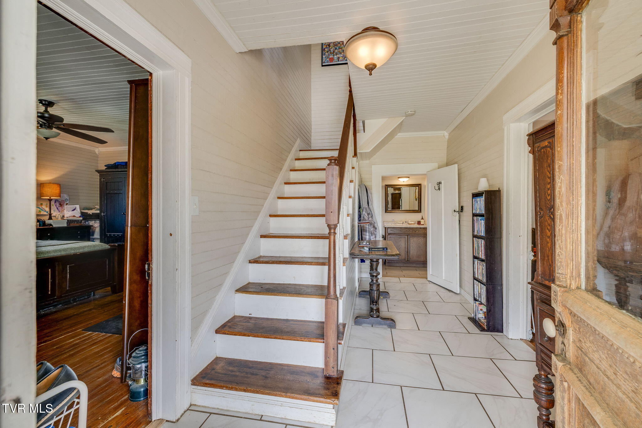 3765 South Mohawk Road Midway, TN 37809 - Photo 7 of 37 003