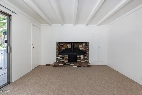a view of room with workspace