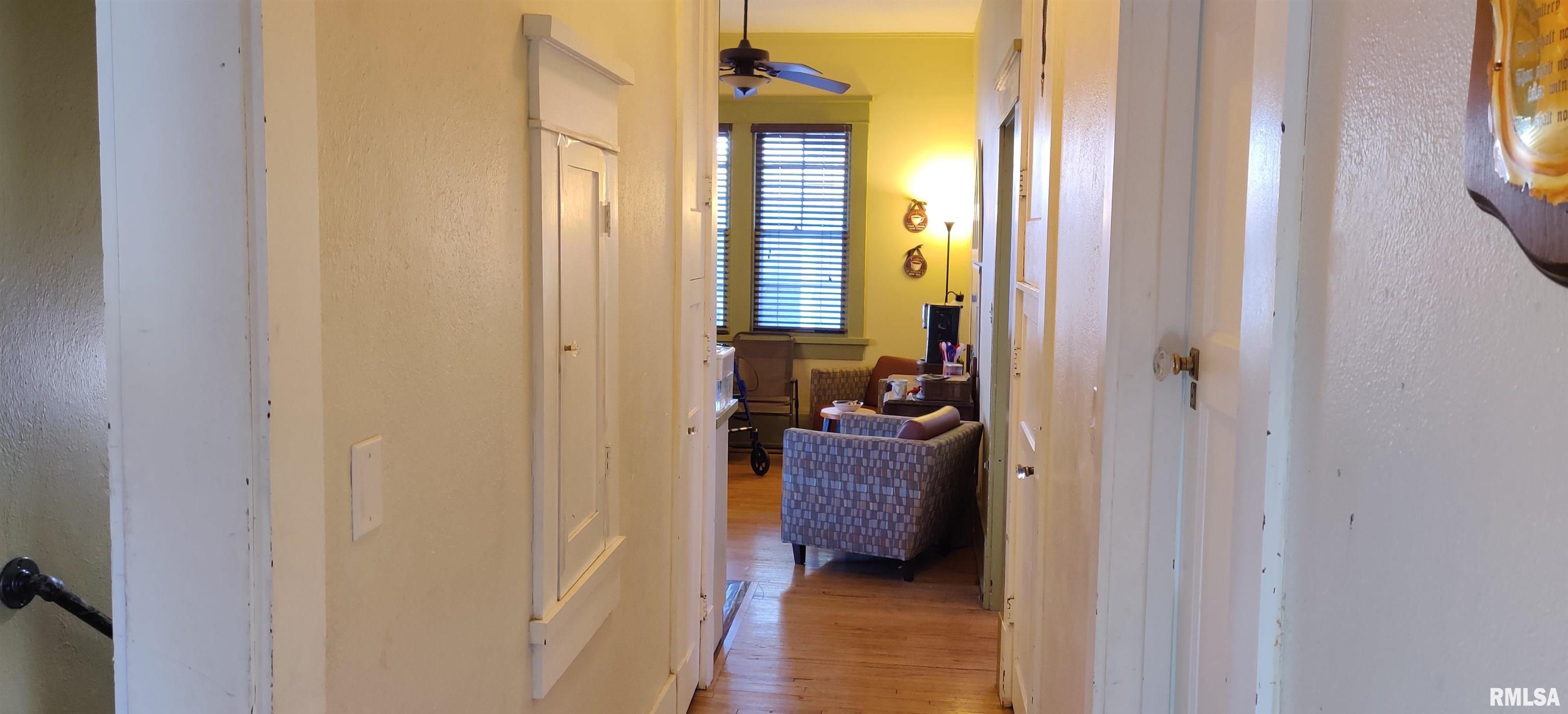 800 South 4th Street Springfield, IL 62703 - Photo 29 of 48