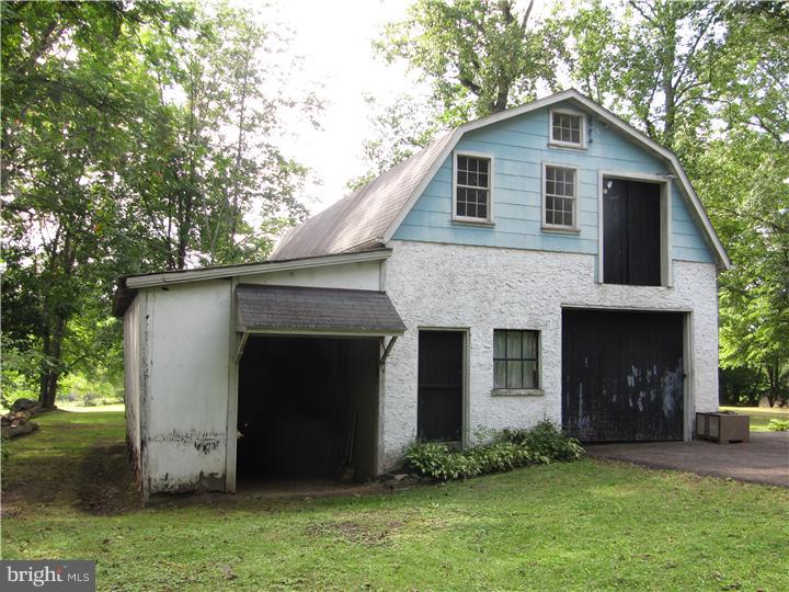 110 Hendricks Road Perkiomenville, PA 18074 - Photo 20 of 25 Barn