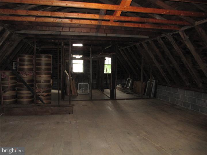 110 Hendricks Road Perkiomenville, PA 18074 - Photo 25 of 25 Barn