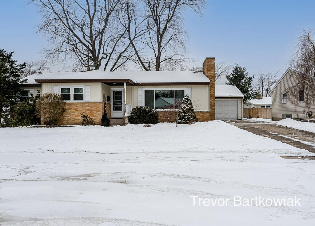 3113 Coolidge Road Muskegon, MI 49441 - Photo 35 of 36 3113Coolidge02Lores
