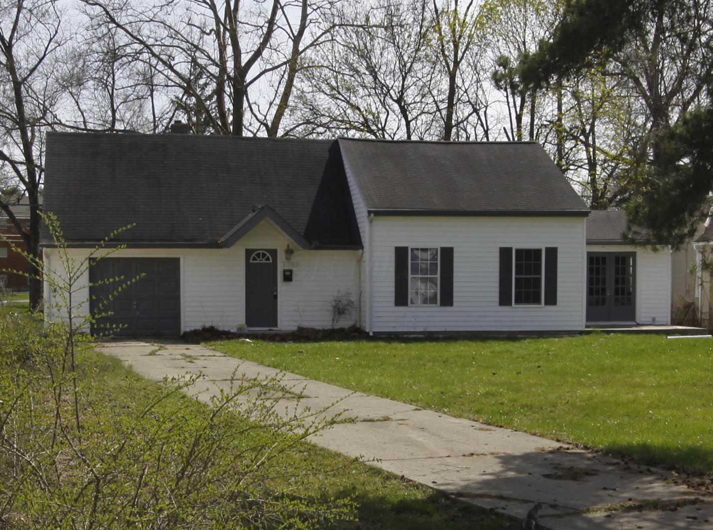 2063 East Cooke Road Columbus, OH 43224 - Photo 1 of 13 Gallery Image 1