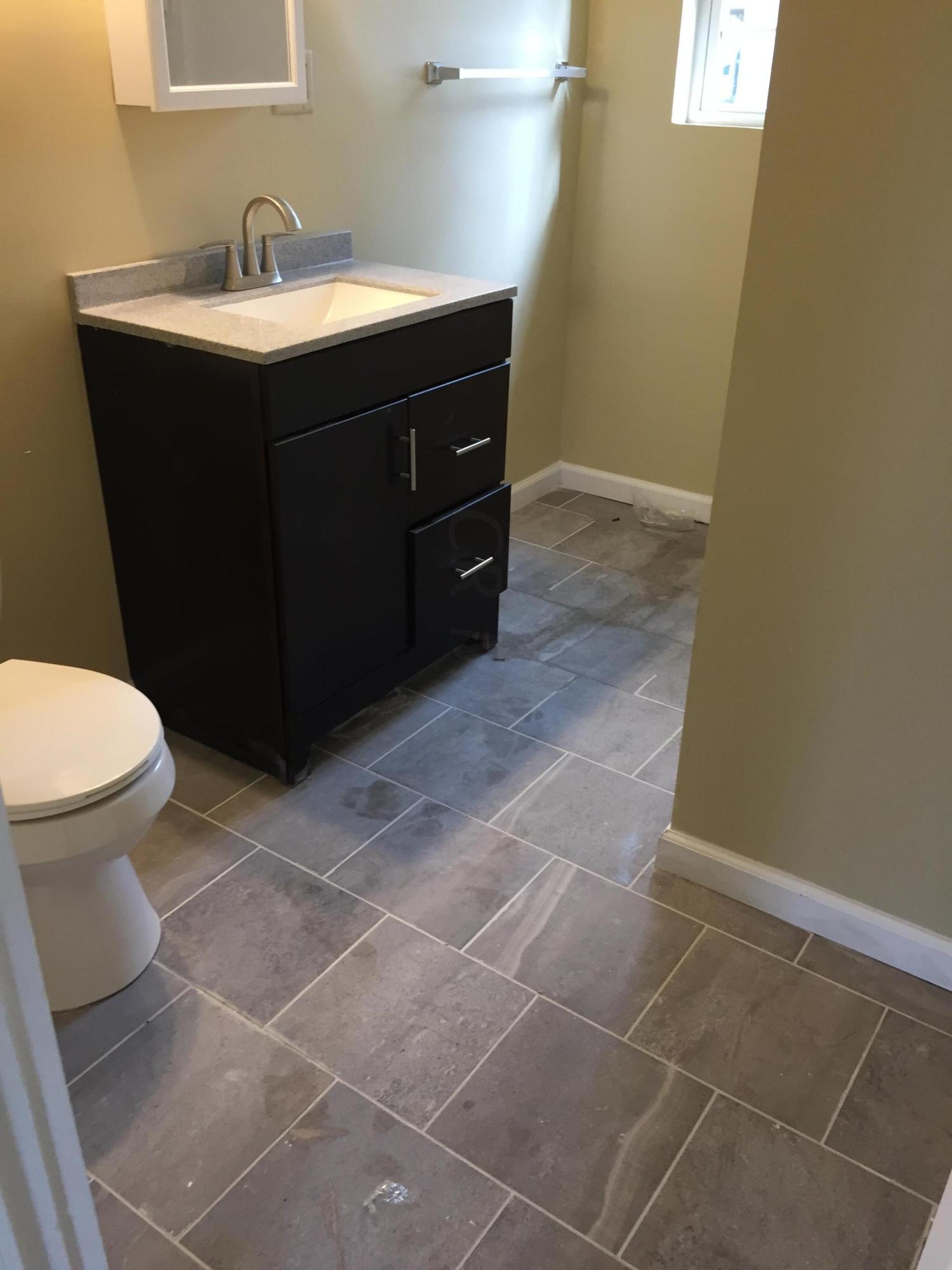 2063 East Cooke Road Columbus, OH 43224 - Photo 5 of 13 Gallery Image 5