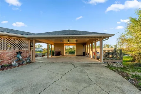 $240,000 | 404 East Krause Street, Westlake, LA 70669