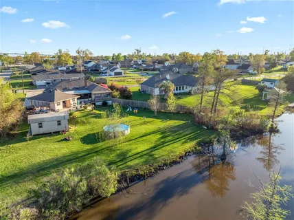 $240,000 | 404 East Krause Street, Westlake, LA 70669