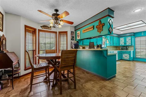$240,000 | 404 East Krause Street, Westlake, LA 70669