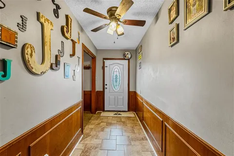 $240,000 | 404 East Krause Street, Westlake, LA 70669