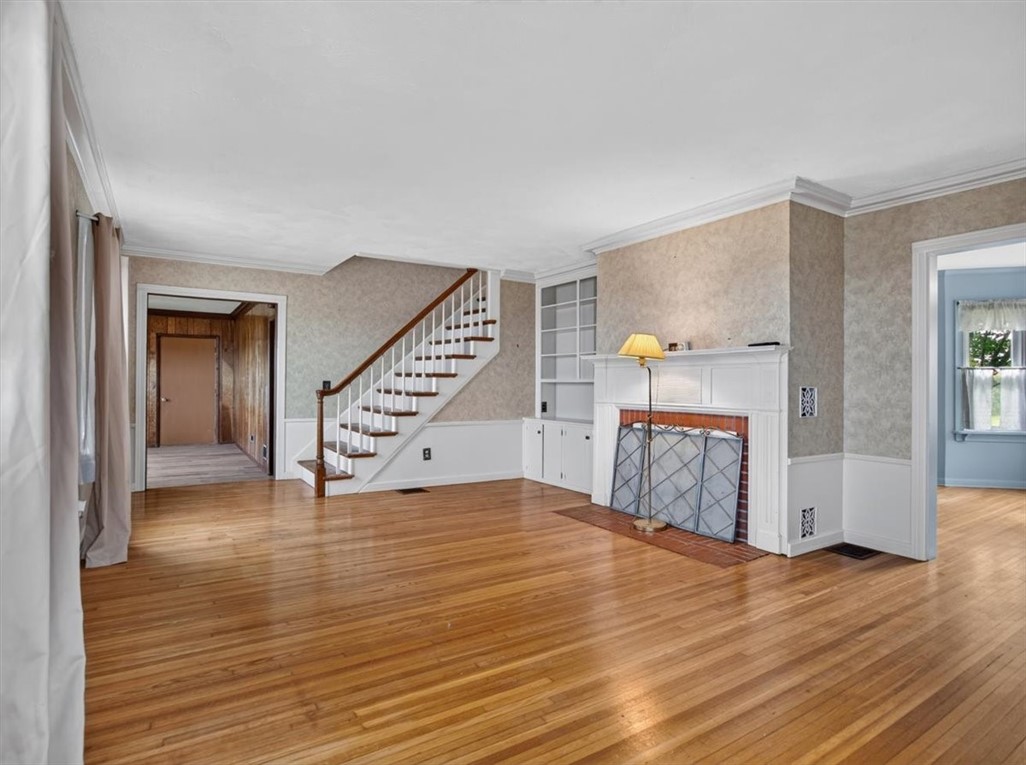 3113 Lake Road Williamson, NY 14589 - Photo 8 of 45 Gallery Image 8
