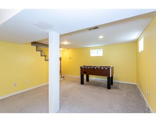 14 MacArthur Road Natick, MA 01760 - Photo 18 of 23 Gallery Image 18