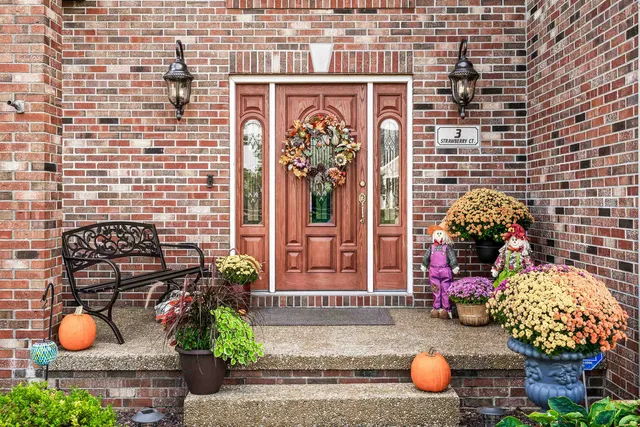 $645,000 | 3 Strawberry Road, Bloomington, IL 61704