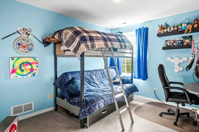 $645,000 | 3 Strawberry Road, Bloomington, IL 61704