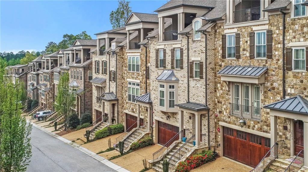 3440 Commander Cove Suwanee, GA 30024 - Photo 3 of 49