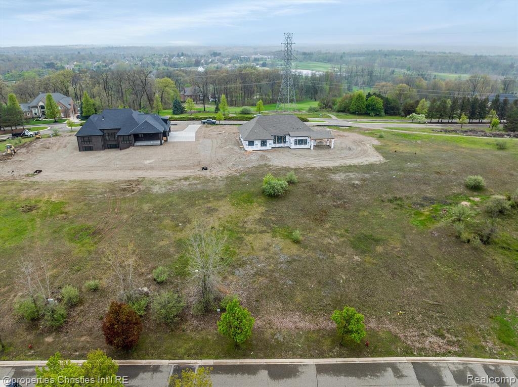 2660 Heights View Court Rochester, MI 48306 - Photo 8 of 9 Gallery Image 8