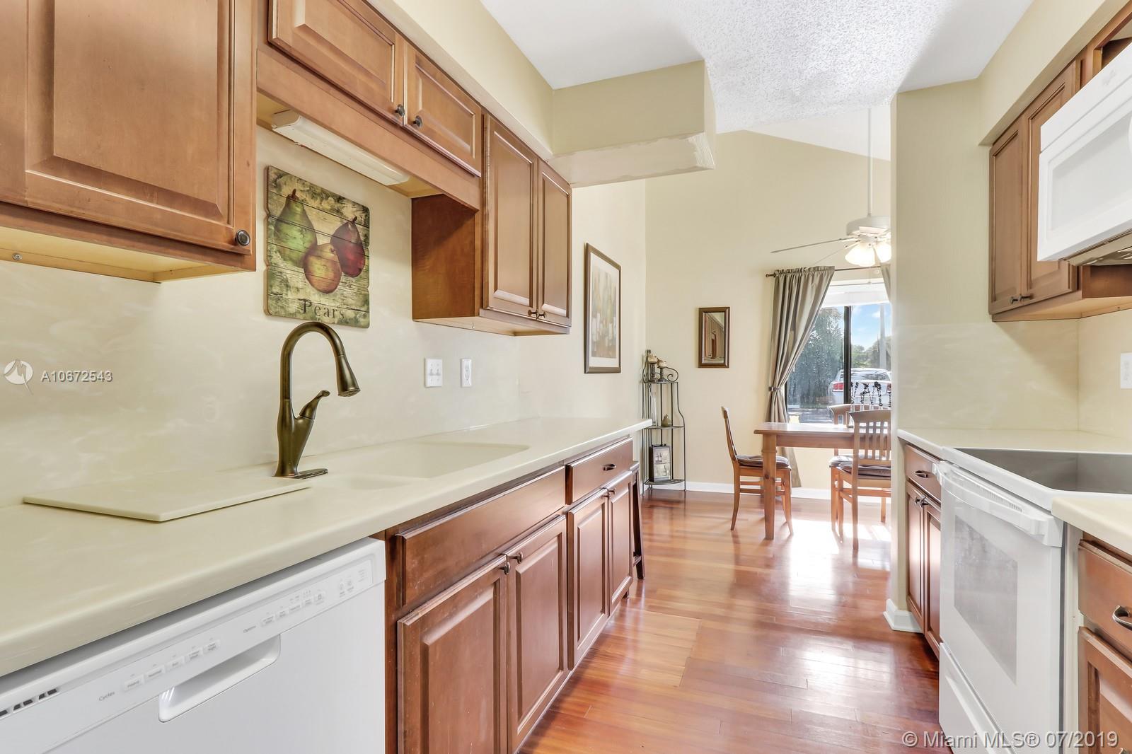 103 Summerwinds Lane Jupiter, FL 33458 - Photo 17 of 56