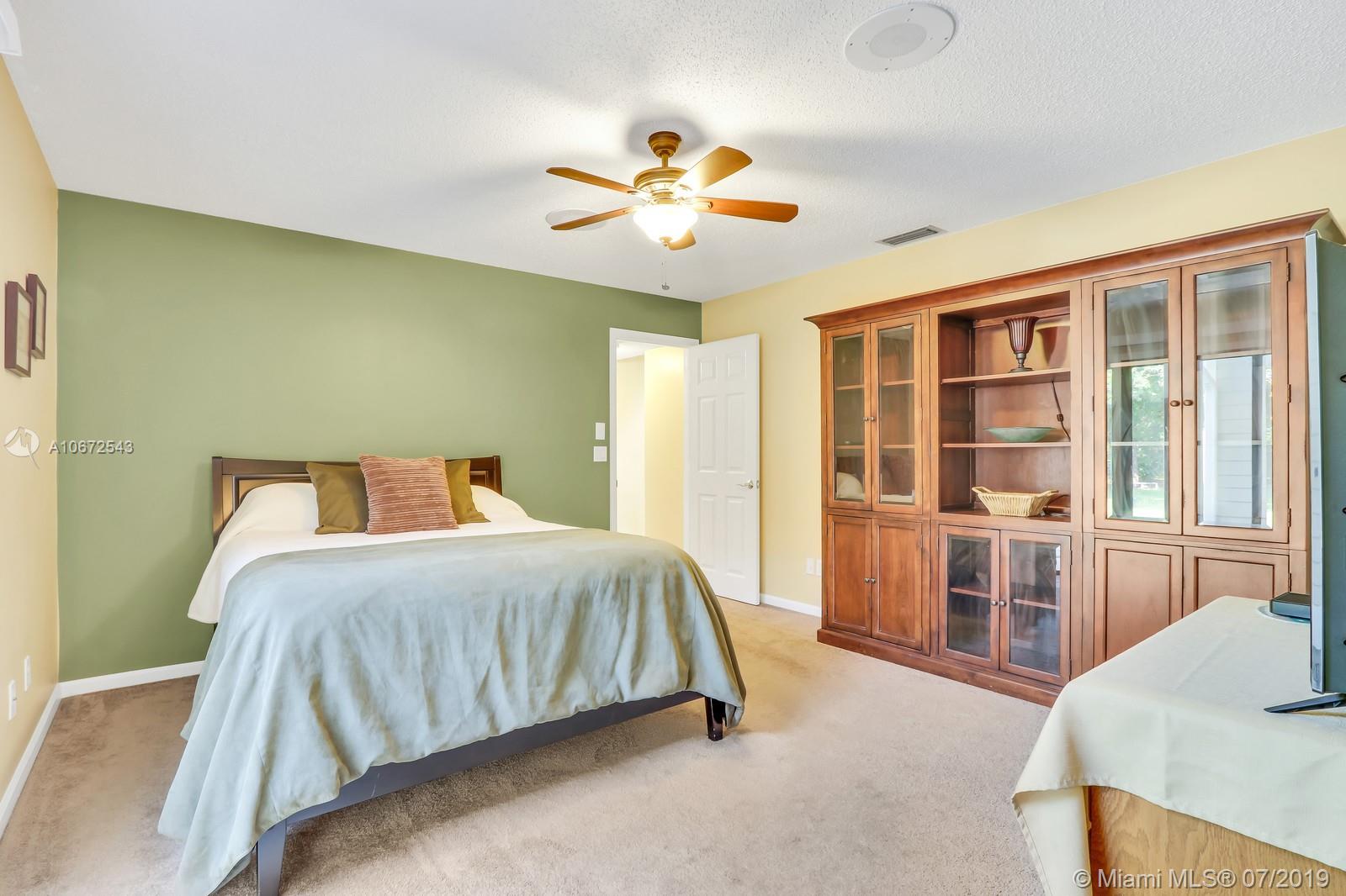 103 Summerwinds Lane Jupiter, FL 33458 - Photo 23 of 56