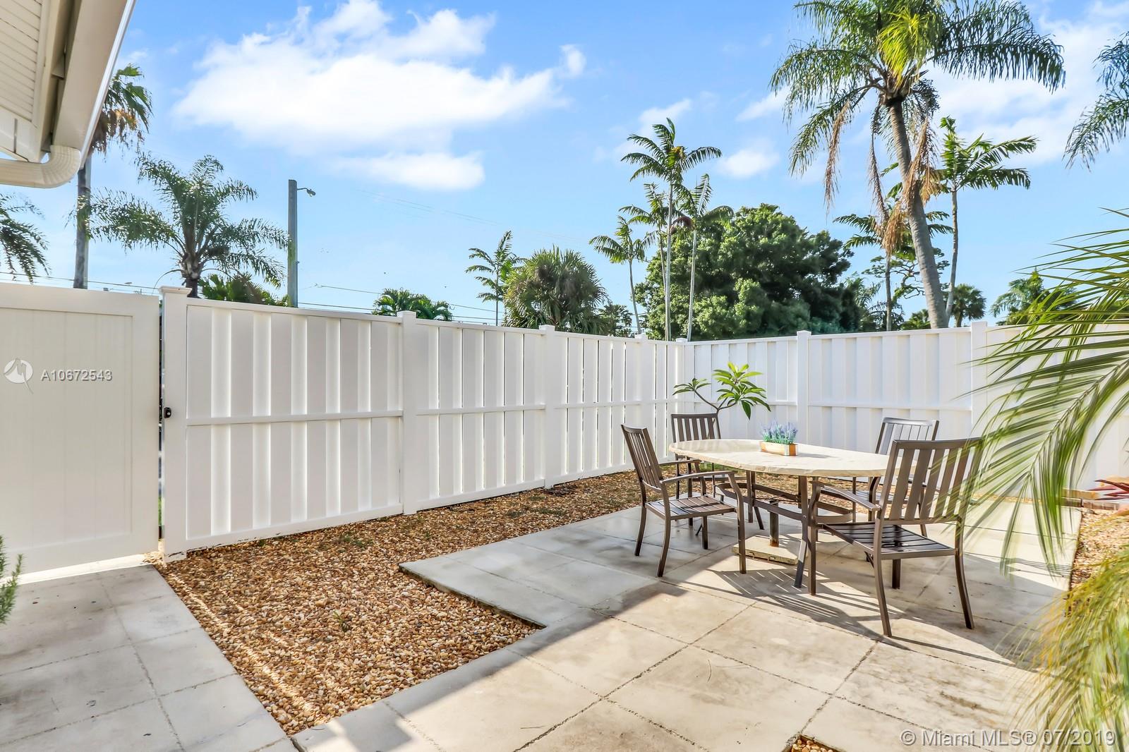 103 Summerwinds Lane Jupiter, FL 33458 - Photo 6 of 56