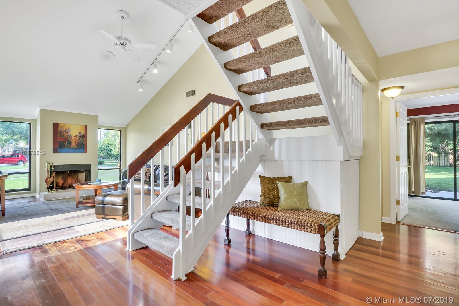 103 Summerwinds Lane Jupiter, FL 33458 - Photo 9 of 56