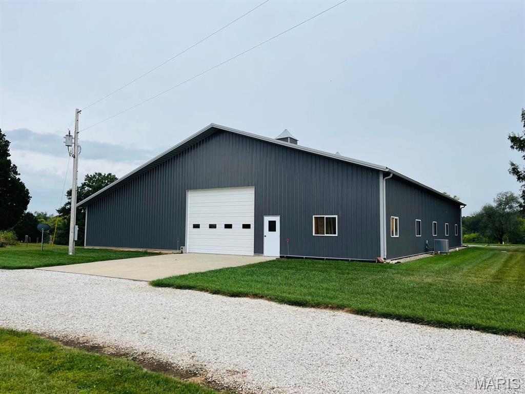 501 Jefferson Street Carrollton, IL 62016 - Photo 15 of 48