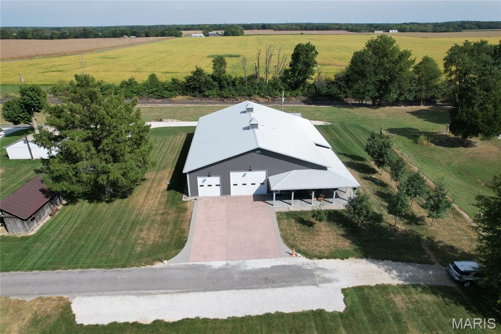 501 Jefferson Street Carrollton, IL 62016 - Photo 3 of 48