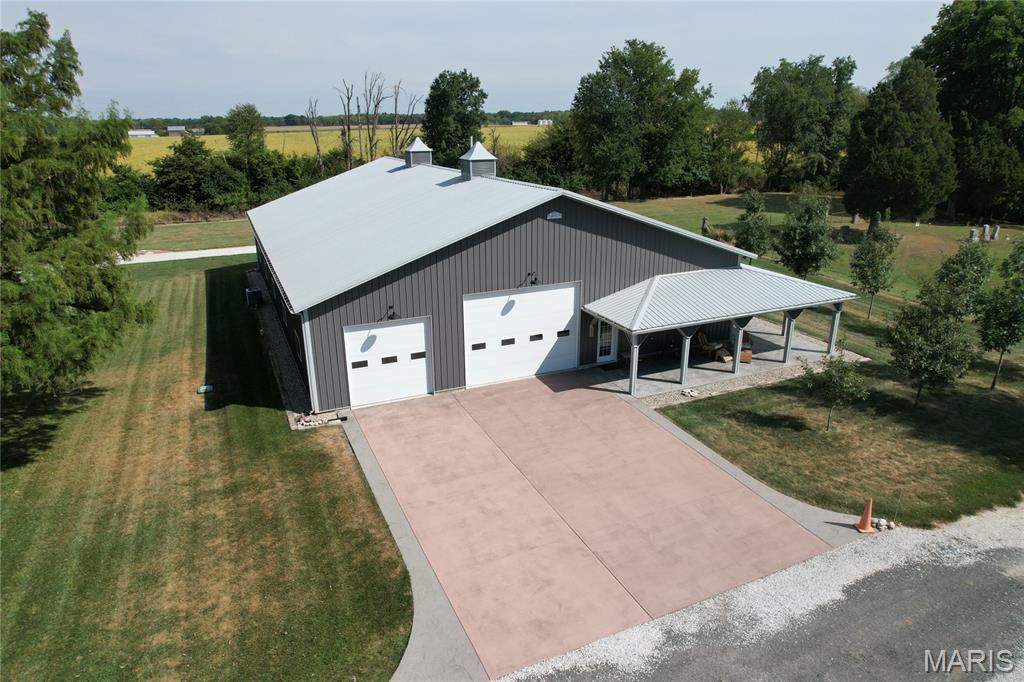 501 Jefferson Street Carrollton, IL 62016 - Photo 4 of 48