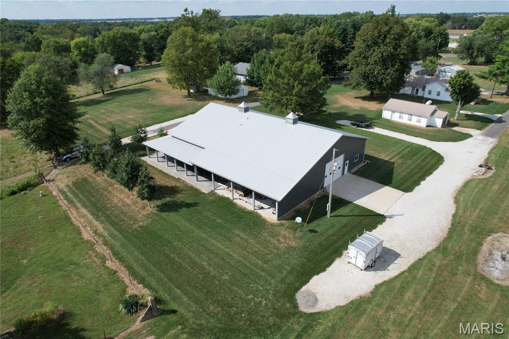 501 Jefferson Street Carrollton, IL 62016 - Photo 5 of 48