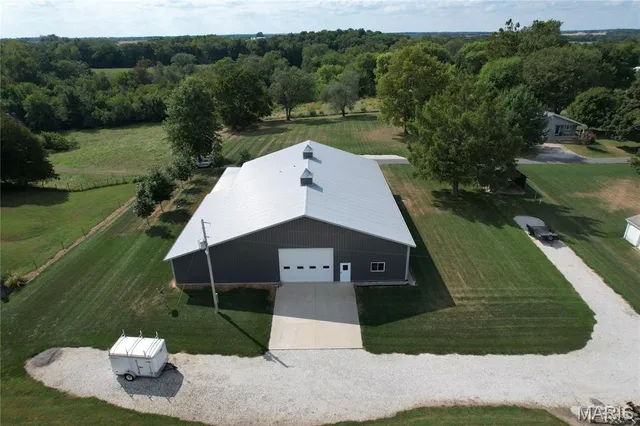 $340,000 | 501 Jefferson Street, Carrollton, IL 62016