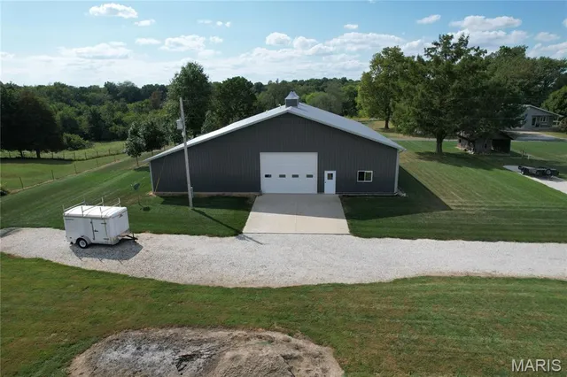 $340,000 | 501 Jefferson Street, Carrollton, IL 62016