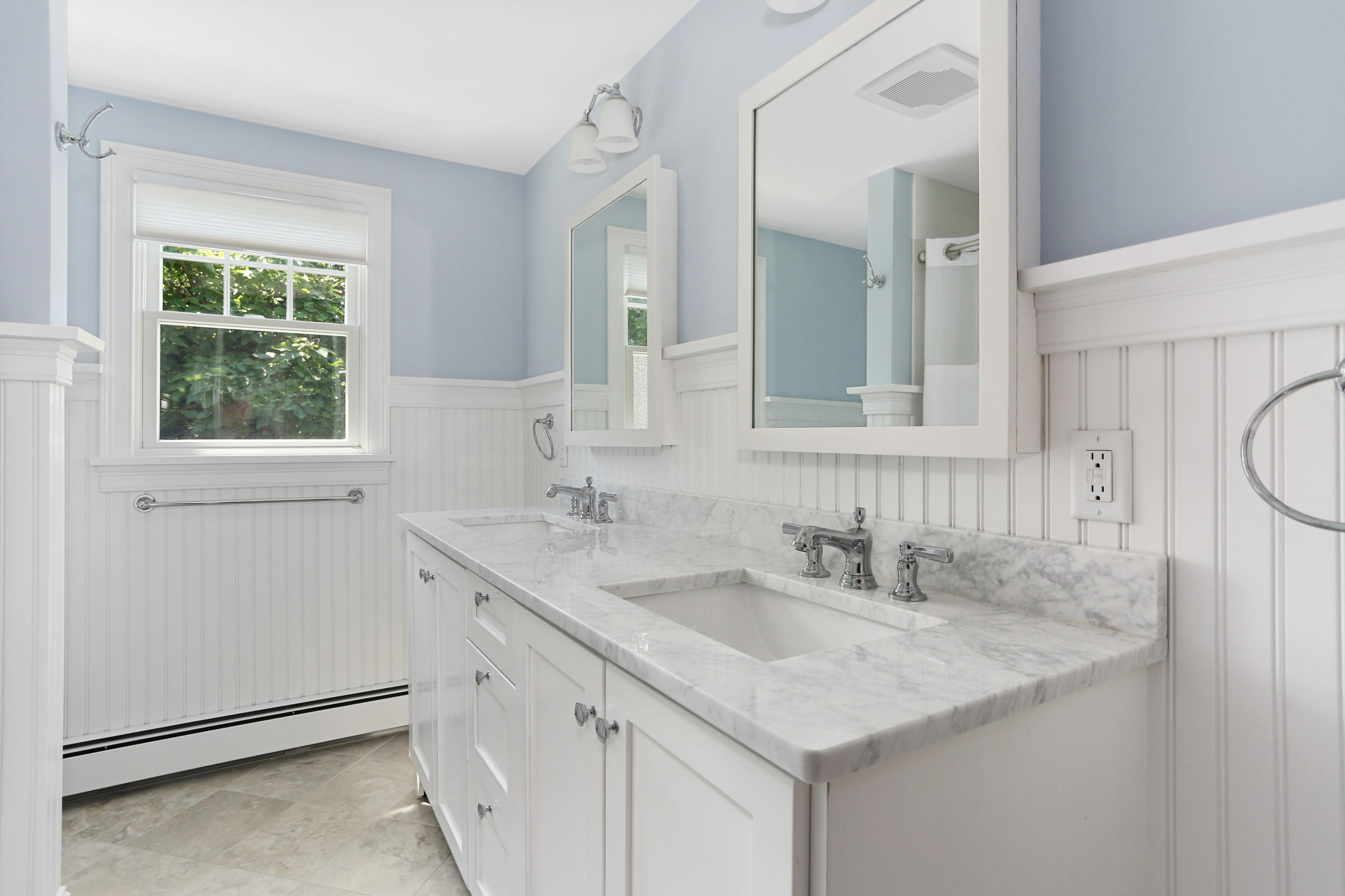 225 Goody Hallet Drive Eastham, MA 02642 - Photo 24 of 45 a bathroom with a sink and a mirror