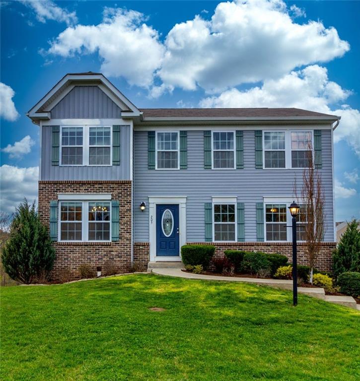 205 West Country Barn Road Houston, PA 15342 - Photo 1 of 22