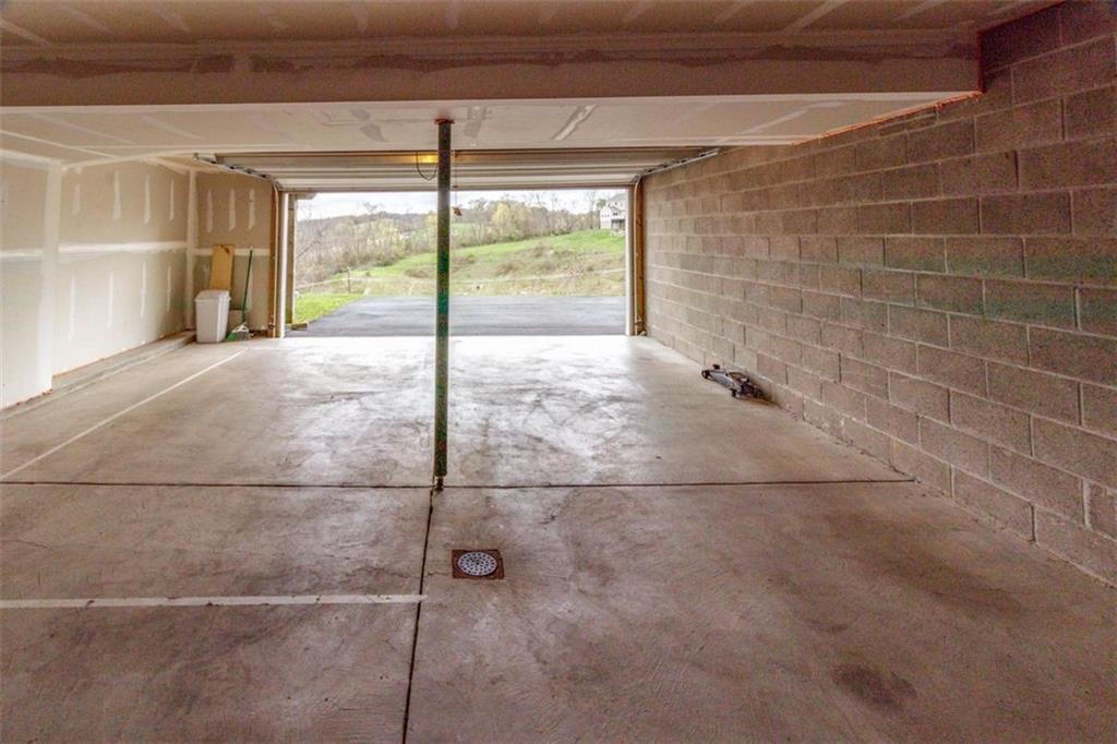 205 West Country Barn Road Houston, PA 15342 - Photo 22 of 22