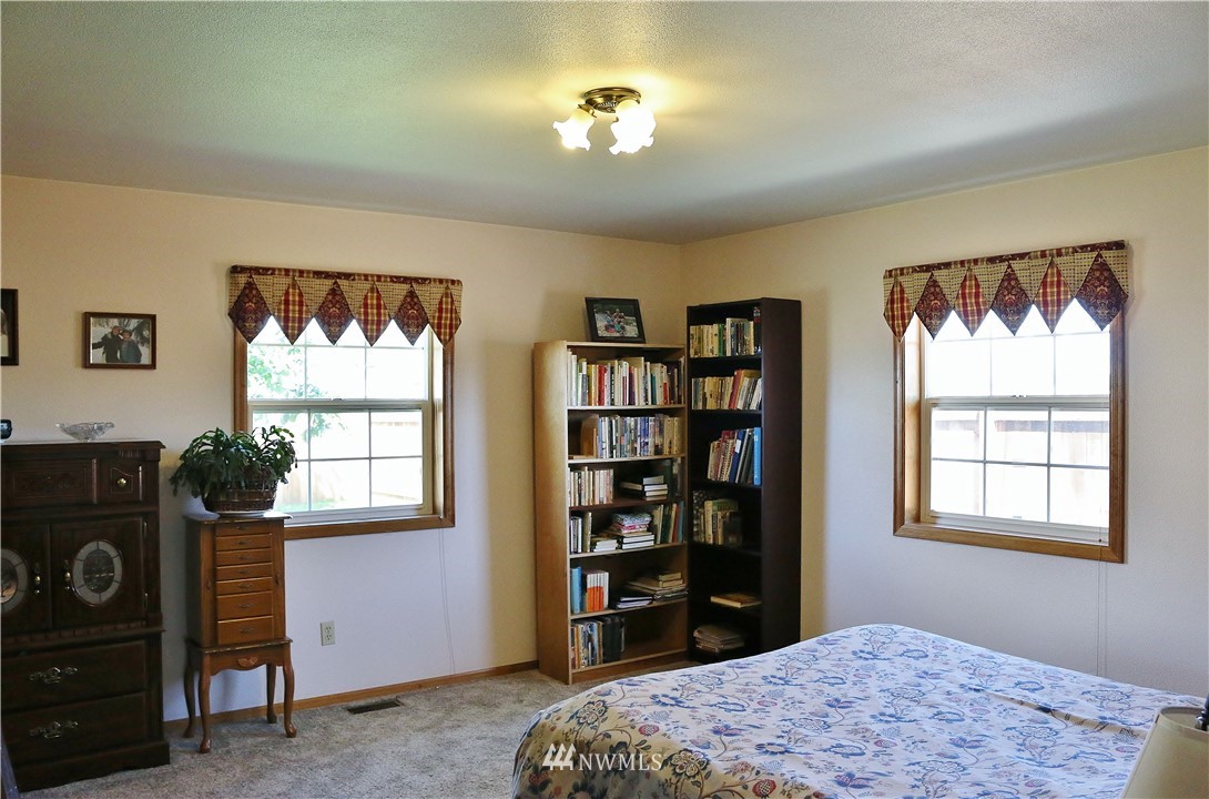 8865 Northwood Road Lynden, WA 98264 - Photo 13 of 25