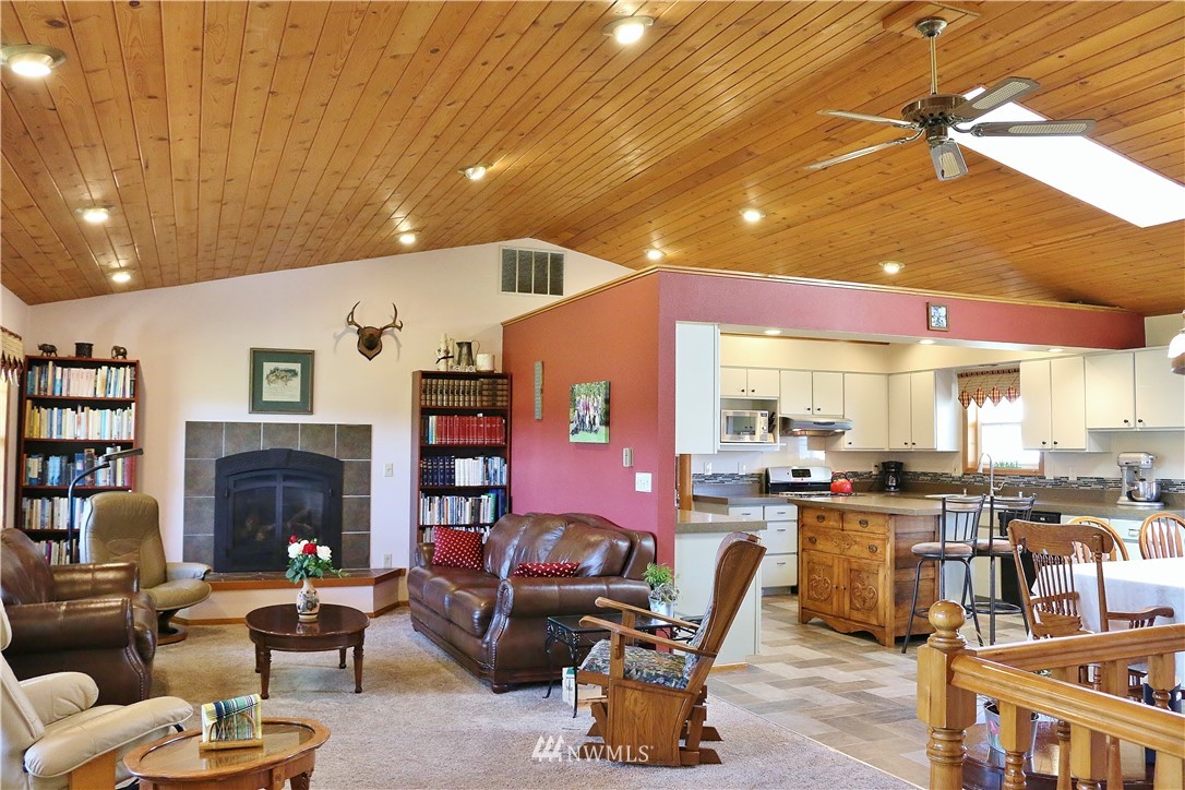 8865 Northwood Road Lynden, WA 98264 - Photo 6 of 25