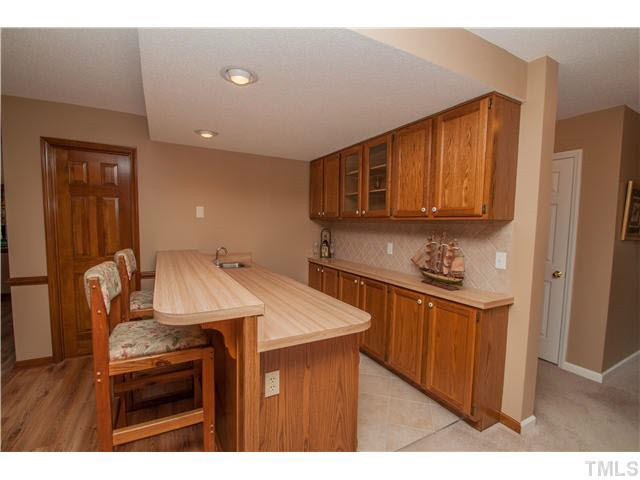 4308 Forestville Road Raleigh, NC 27616 - Photo 12 of 26 Wet Bar