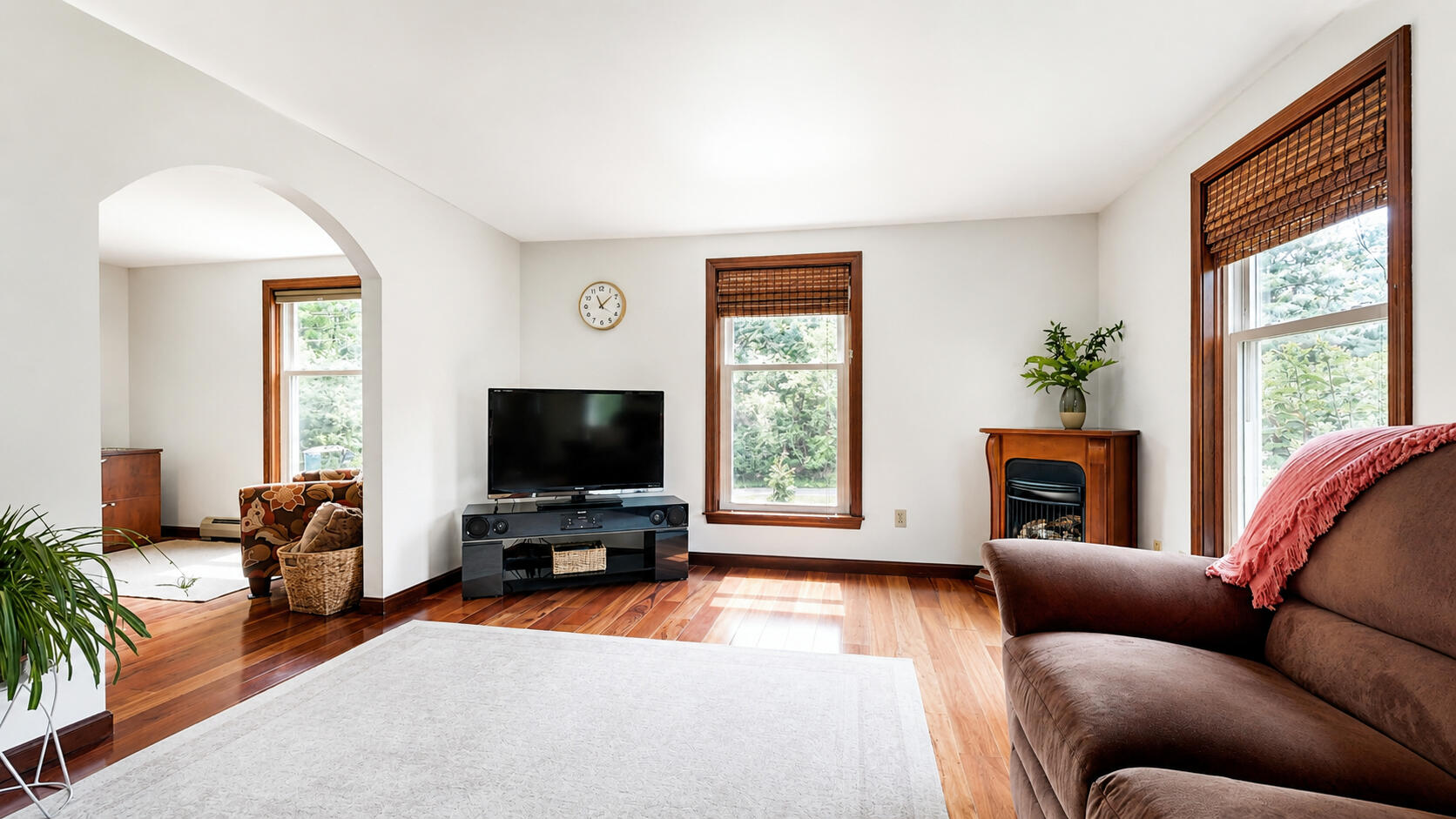 61 Broadturn Road Scarborough, ME 04074 - Photo 15 of 80 Formal LR