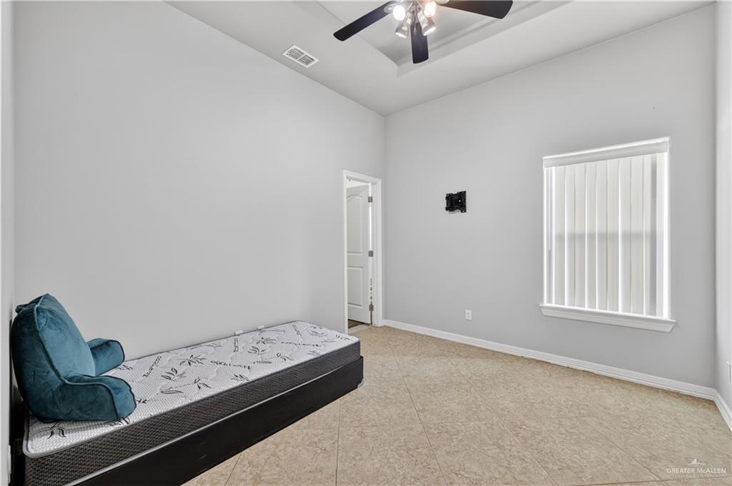 2715 Rhett Drive Pharr, TX 78577 - Photo 17 of 26